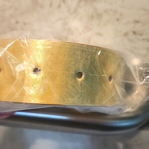 Gold Men's belt NWT 35 to 37 inch waist